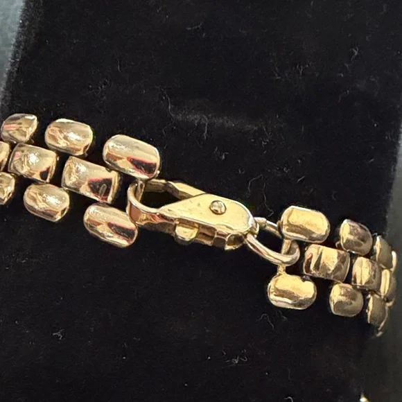 Gold Tone Bracelet Set - Picture 4 of 5